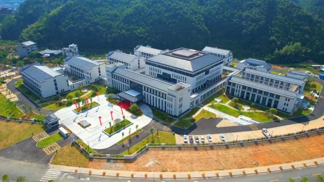 上市3周年世茂服務在閩南務實精進，全業務穩健發展